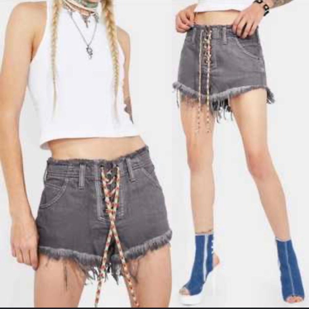 NWOT We The Free Free‎ People Becket Lace Up Denim Shorts Gray Frayed Hem Size 2
